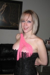 , 25  female escort, bellingham